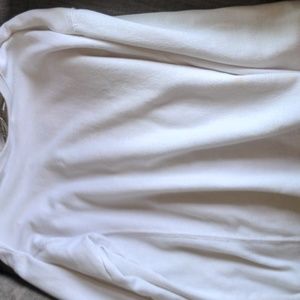 Jennifer Lauren white shirt